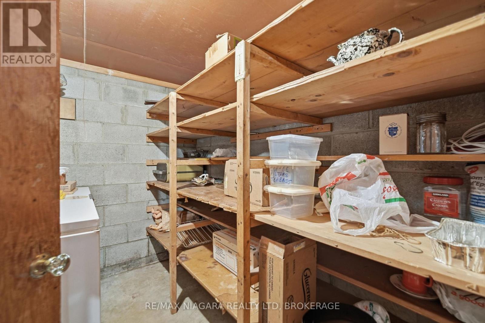 277 Lakeshore Road, St. Catharines, Ontario  L2M 1R9 - Photo 20 - X13033720