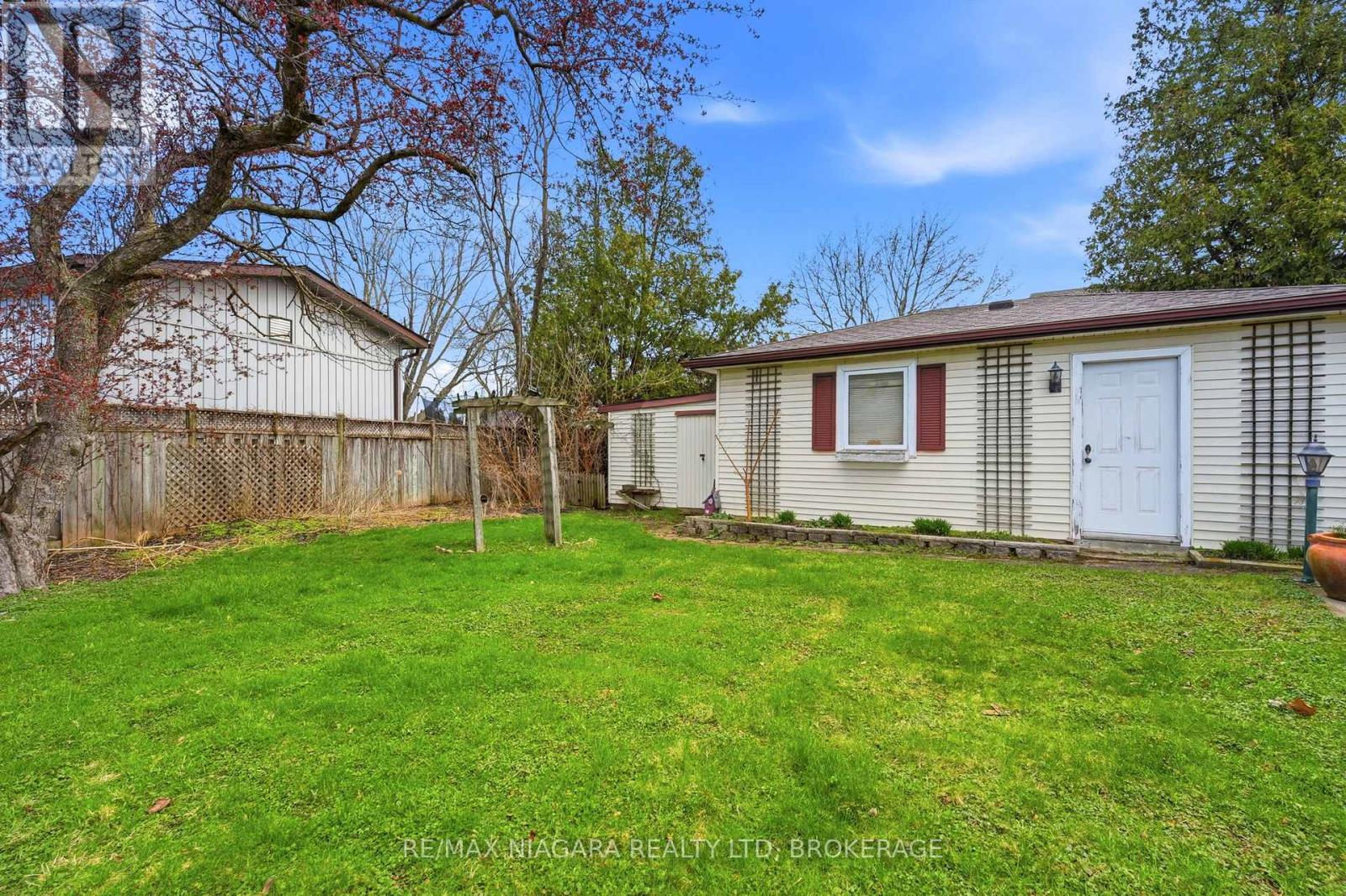 277 Lakeshore Road, St. Catharines, Ontario  L2M 1R9 - Photo 26 - X13033720