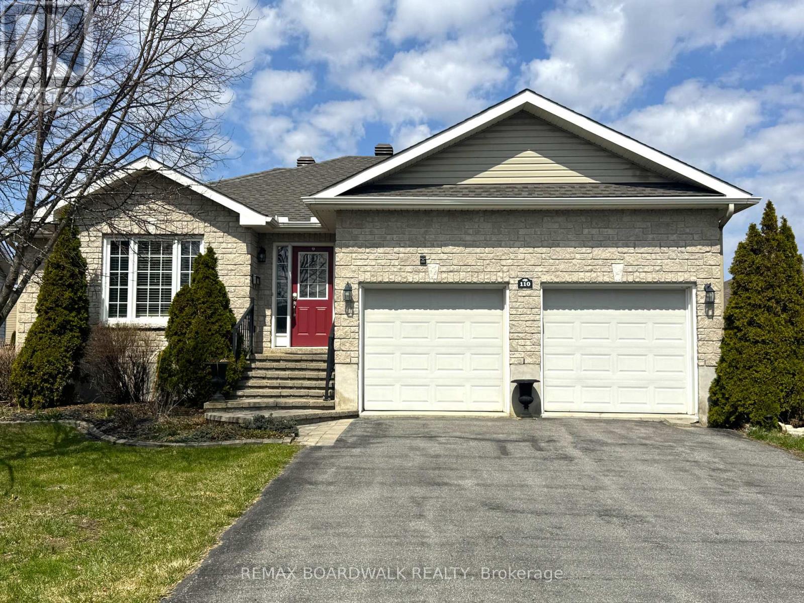 110 TEMPLETON COURT, North Grenville, Ontario