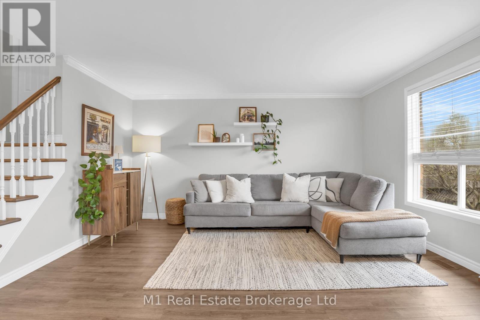 90 Cedarvale Avenue, Guelph, Ontario  N1E 7K2 - Photo 4 - X13033722