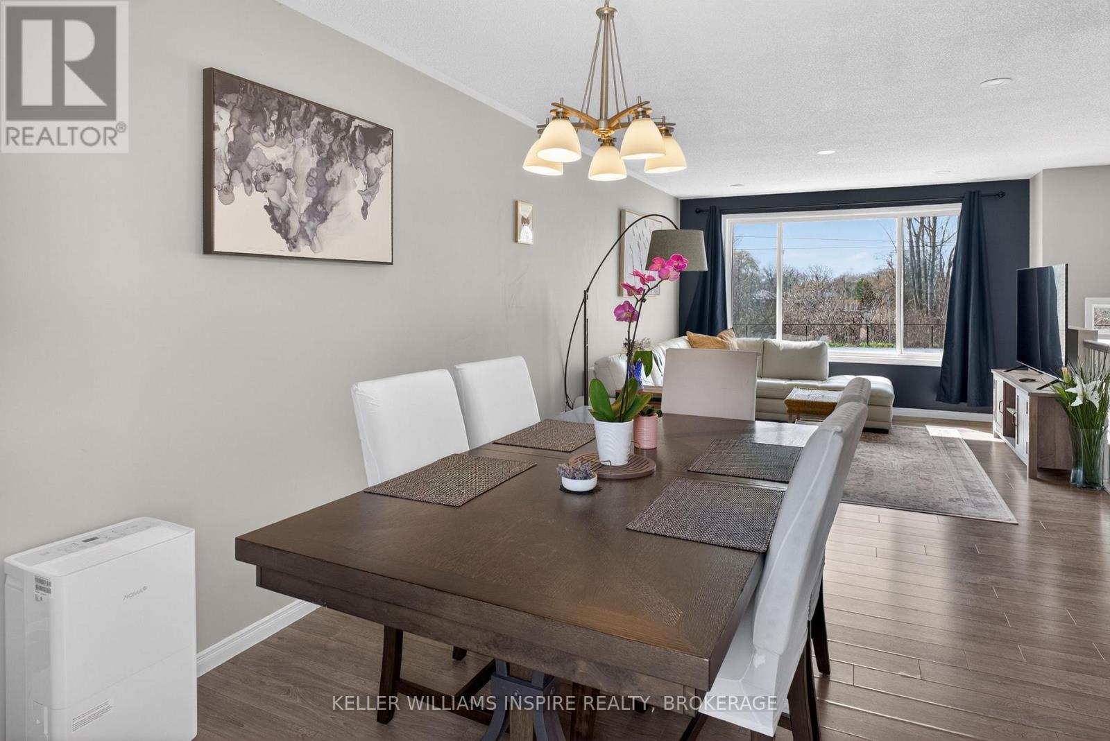 120 North Murray Street, Quinte West, Ontario  K8V 6R2 - Photo 6 - X13033742