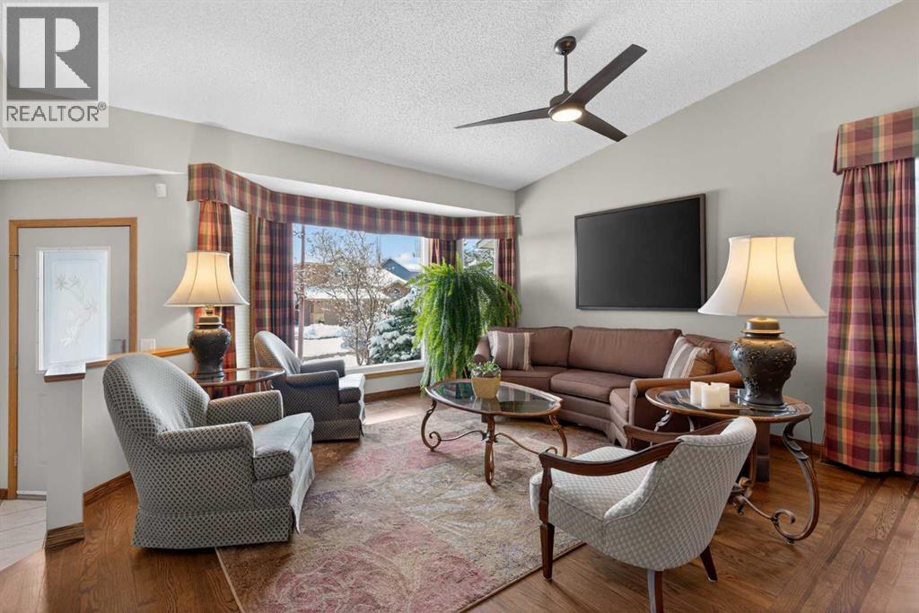 204 Sunrise Circle Se, Calgary, Alberta  T2X 2Z8 - Photo 5 - A2292759