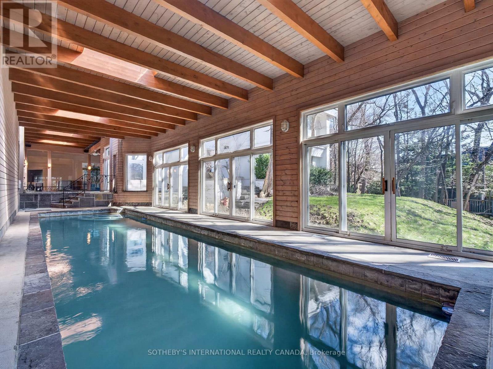 39 Burton Road, Toronto, Ontario  M5P 1V1 - Photo 15 - C13033644