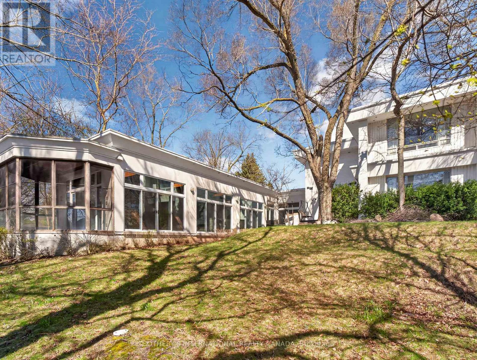 39 Burton Road, Toronto, Ontario  M5P 1V1 - Photo 20 - C13033644