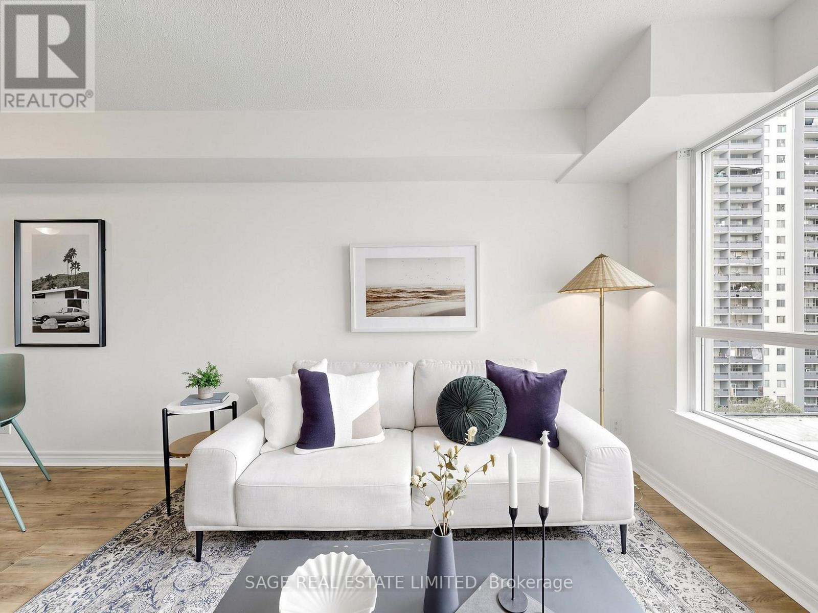 811 - 225 Wellesley Street E, Toronto, Ontario  M4X 1X8 - Photo 4 - C13033730