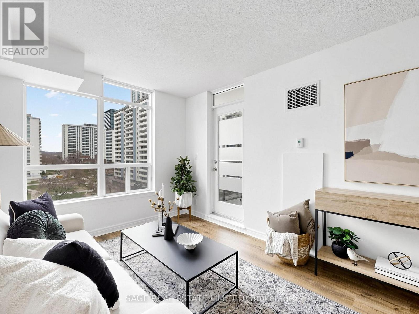 811 - 225 Wellesley Street E, Toronto, Ontario  M4X 1X8 - Photo 5 - C13033730