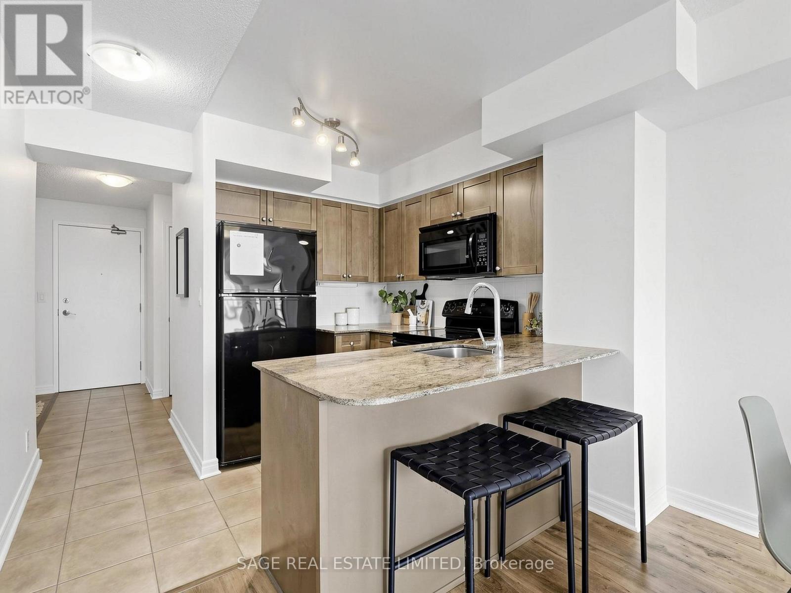 811 - 225 Wellesley Street E, Toronto, Ontario  M4X 1X8 - Photo 9 - C13033730