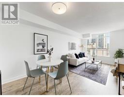 811 - 225 WELLESLEY STREET E, Toronto, Ontario