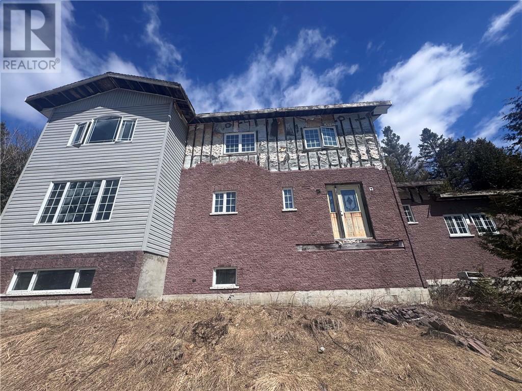 16714 Hwy 540, Evansville, Ontario  P0P 1E0 - Photo 1 - 2127281