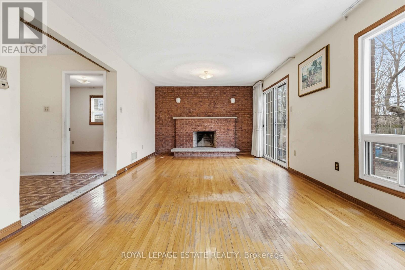 20 Davidson Avenue, Toronto, Ontario  M1K 1C3 - Photo 12 - E13033652