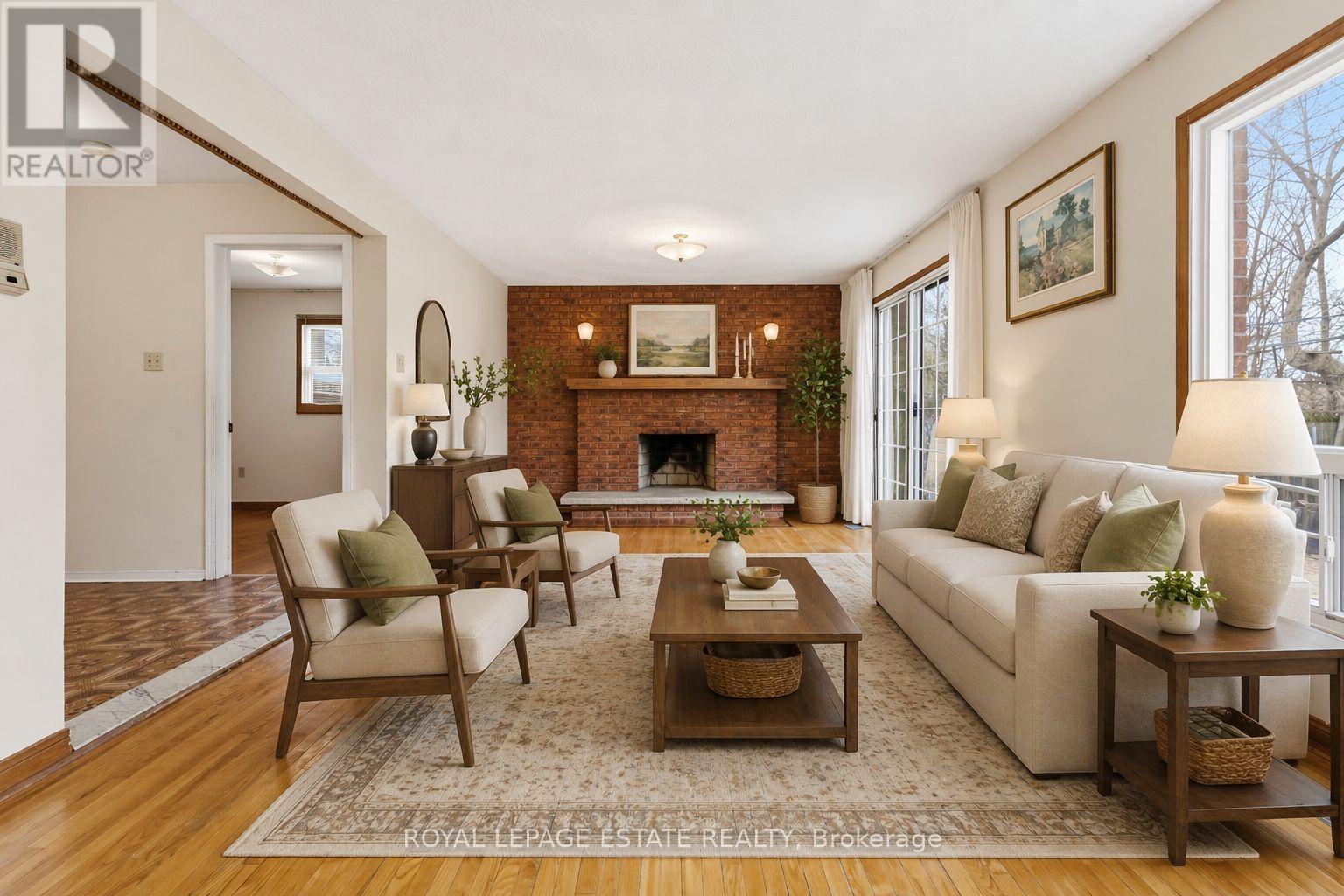 20 Davidson Avenue, Toronto, Ontario  M1K 1C3 - Photo 13 - E13033652