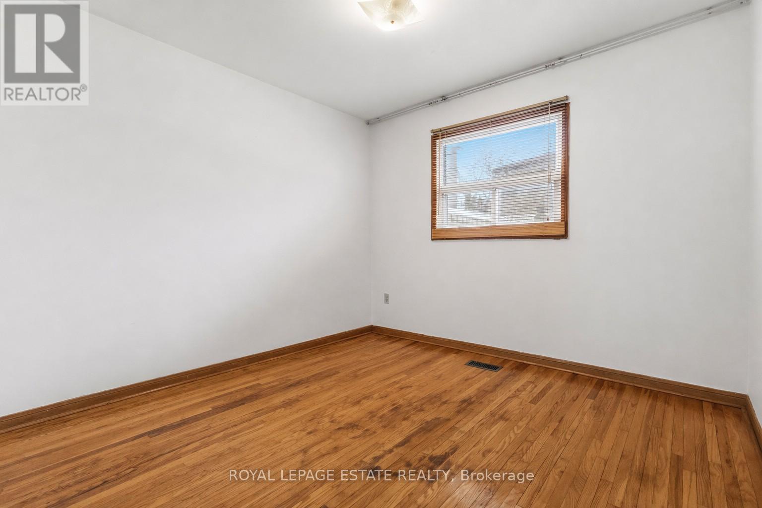 20 Davidson Avenue, Toronto, Ontario  M1K 1C3 - Photo 16 - E13033652