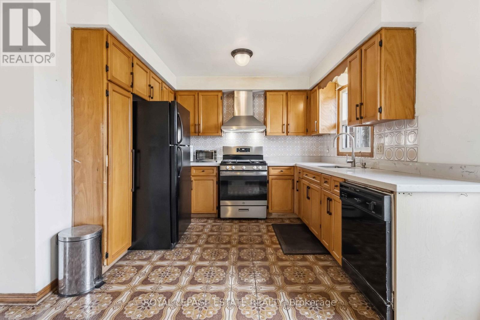 20 Davidson Avenue, Toronto, Ontario  M1K 1C3 - Photo 20 - E13033652