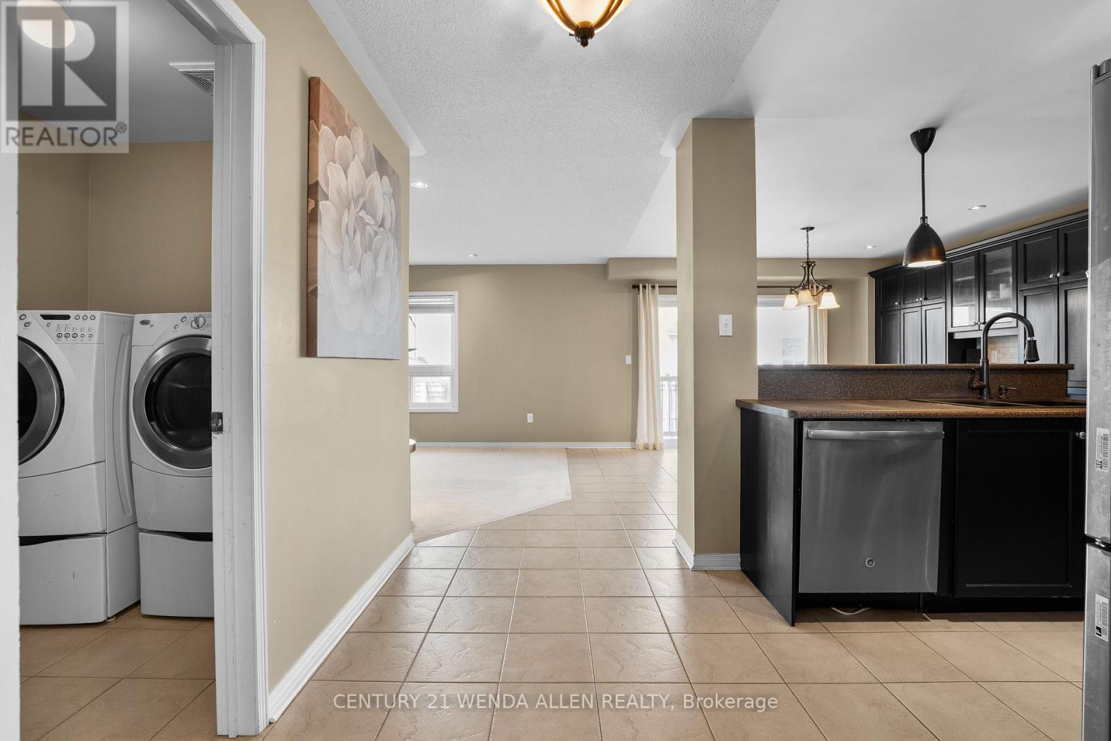 566 Oldman Road, Oshawa, Ontario  L1K 2V9 - Photo 11 - E13033686