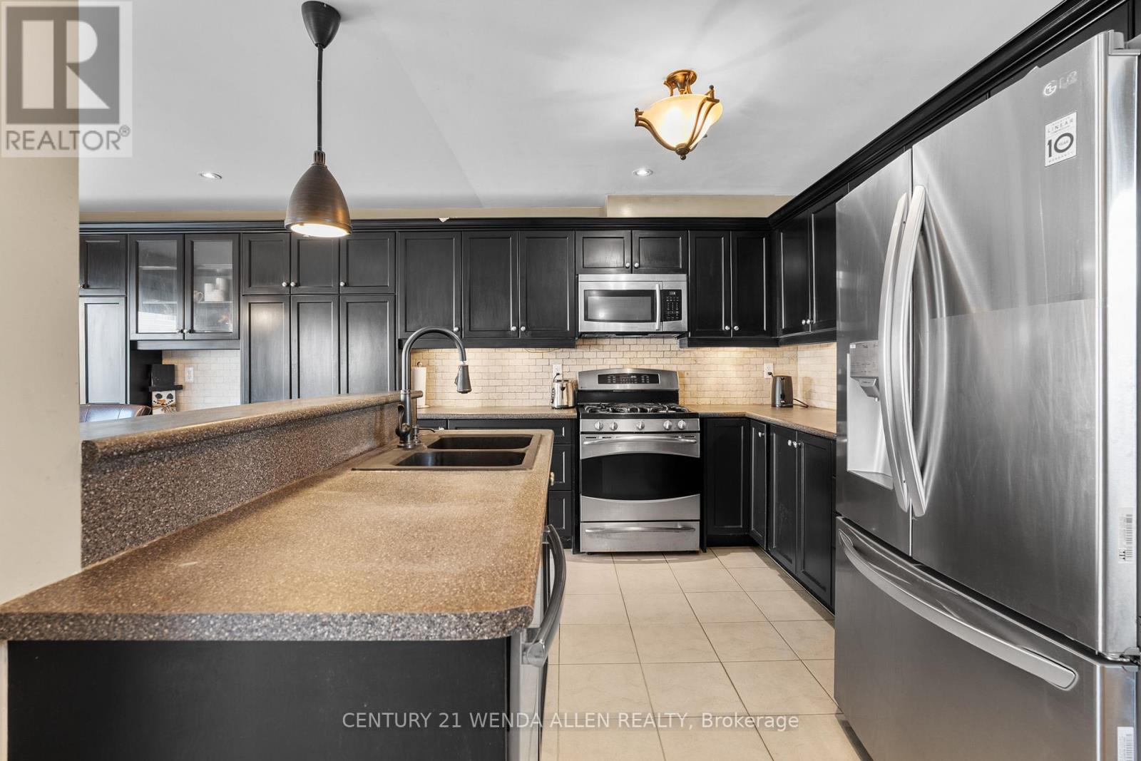 566 Oldman Road, Oshawa, Ontario  L1K 2V9 - Photo 12 - E13033686