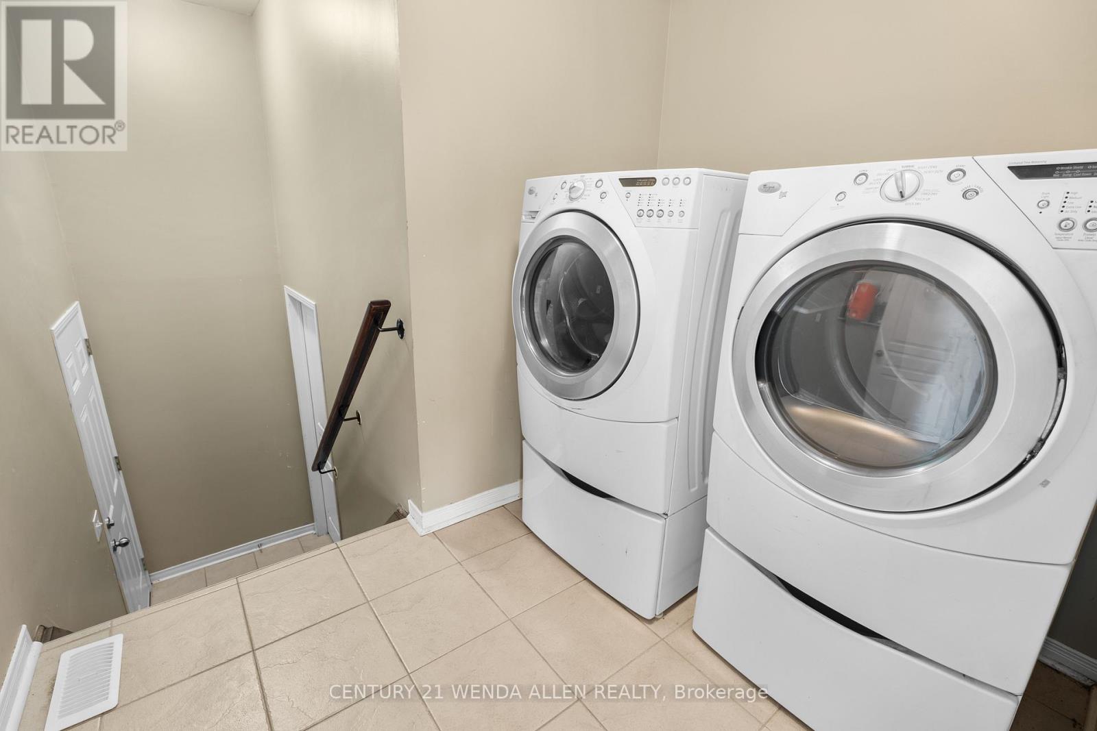 566 Oldman Road, Oshawa, Ontario  L1K 2V9 - Photo 18 - E13033686