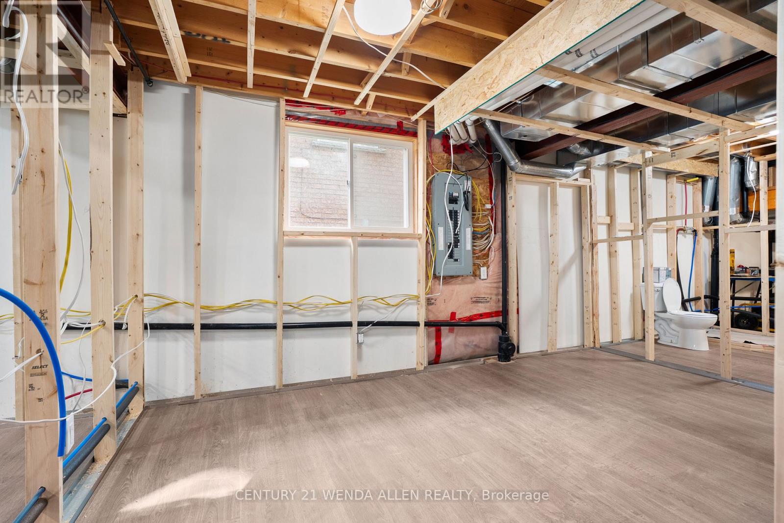 566 Oldman Road, Oshawa, Ontario  L1K 2V9 - Photo 38 - E13033686