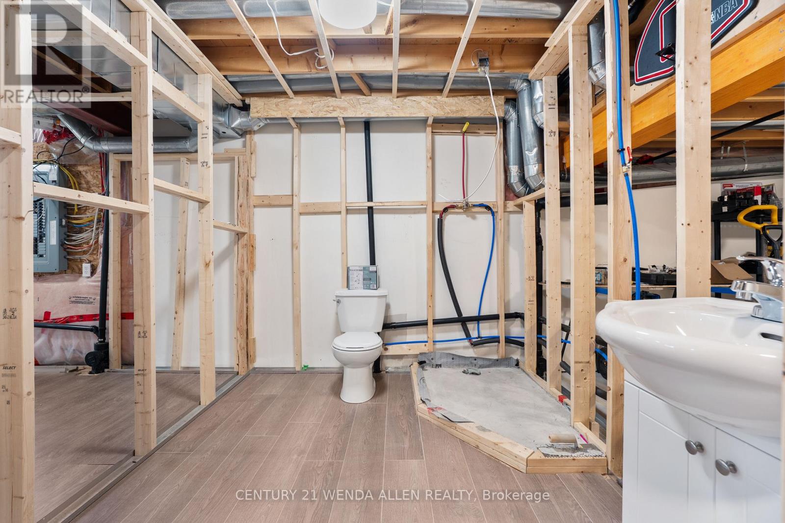 566 Oldman Road, Oshawa, Ontario  L1K 2V9 - Photo 39 - E13033686