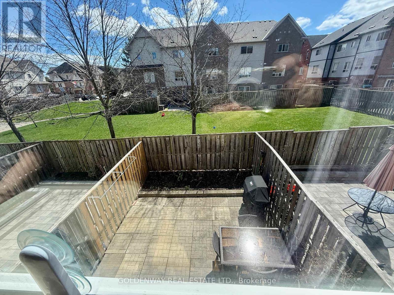 121 Mike Myers Drive, Toronto, Ontario  M1P 5G4 - Photo 17 - E13033738