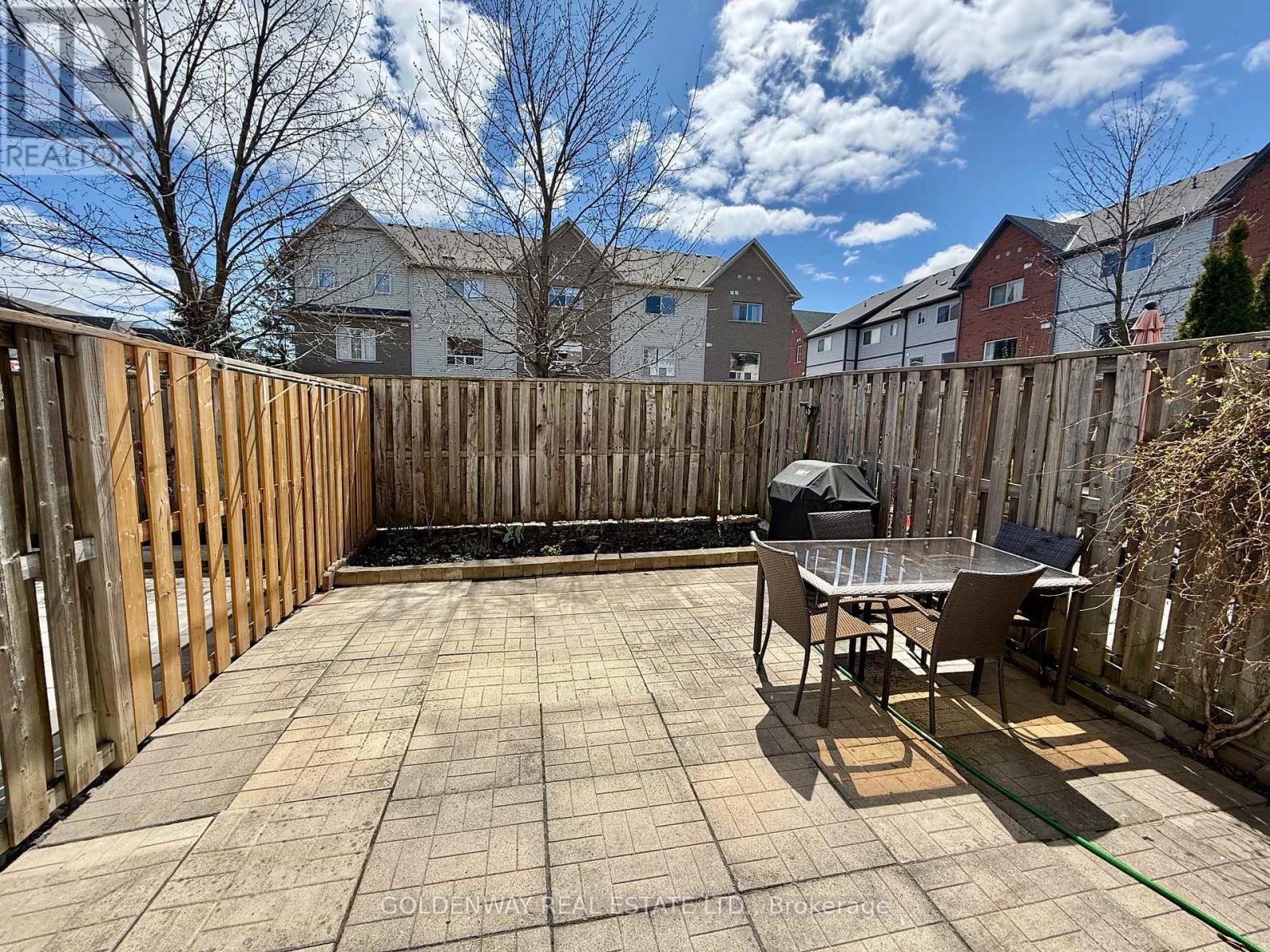 121 Mike Myers Drive, Toronto, Ontario  M1P 5G4 - Photo 18 - E13033738