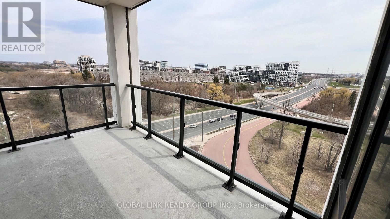 1119 - 8 Cederland Drive, Markham, Ontario  L6G 0H4 - Photo 2 - N13033654