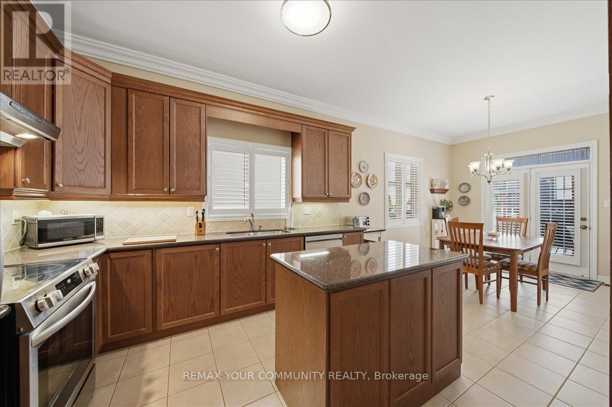 51 Tonner Crescent, Aurora, Ontario  L4G 0G6 - Photo 10 - N13033676