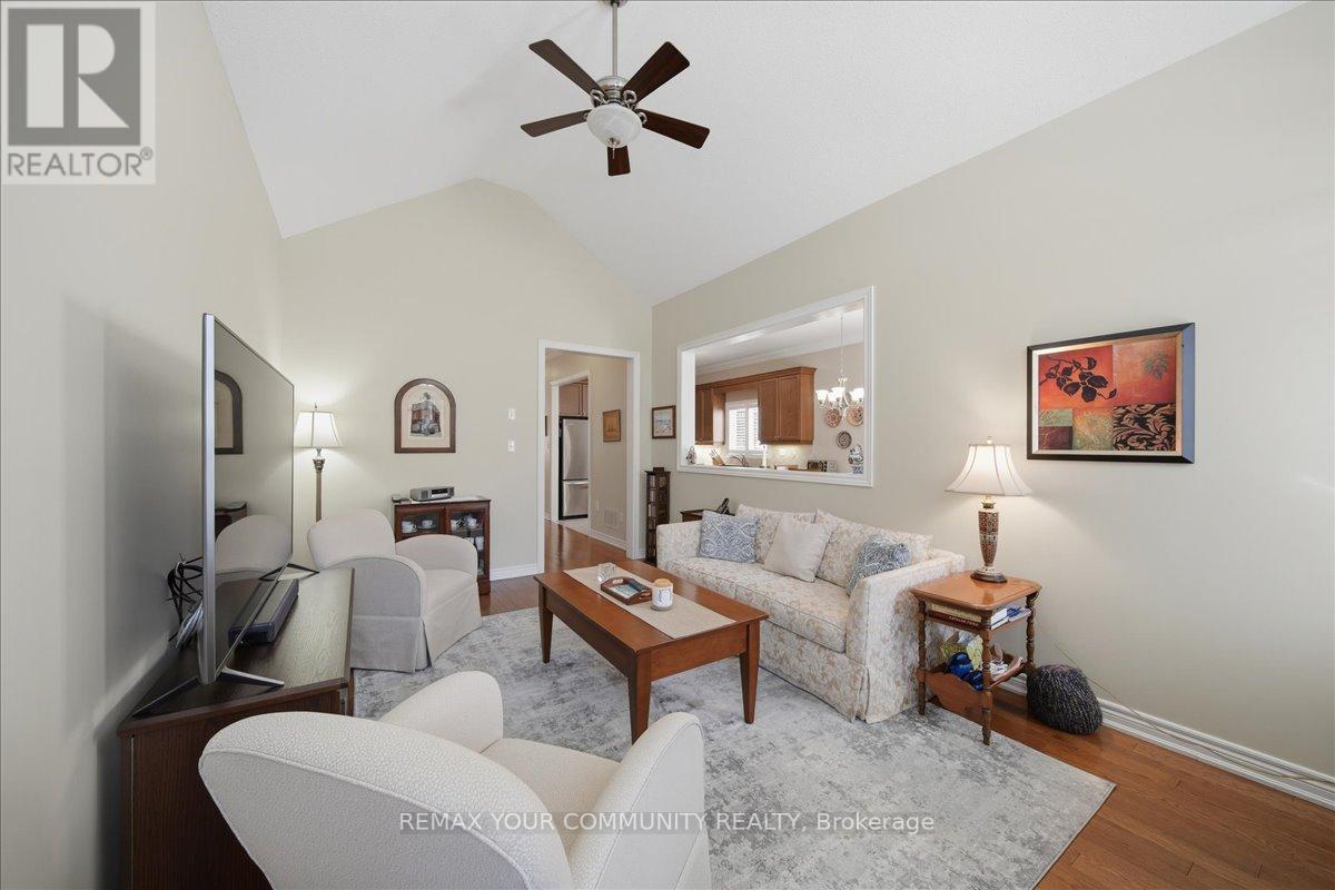 51 Tonner Crescent, Aurora, Ontario  L4G 0G6 - Photo 18 - N13033676