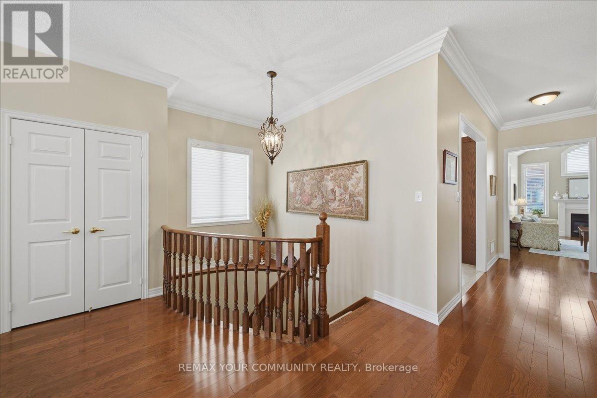 51 Tonner Crescent, Aurora, Ontario  L4G 0G6 - Photo 9 - N13033676