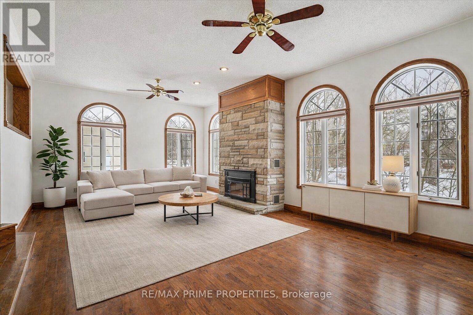 3016 Cole Road, East Gwillimbury, Ontario  L0G 1R0 - Photo 11 - N13033736