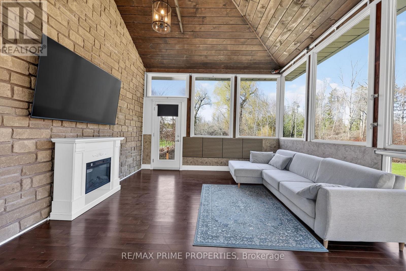 3016 Cole Road, East Gwillimbury, Ontario  L0G 1R0 - Photo 21 - N13033736