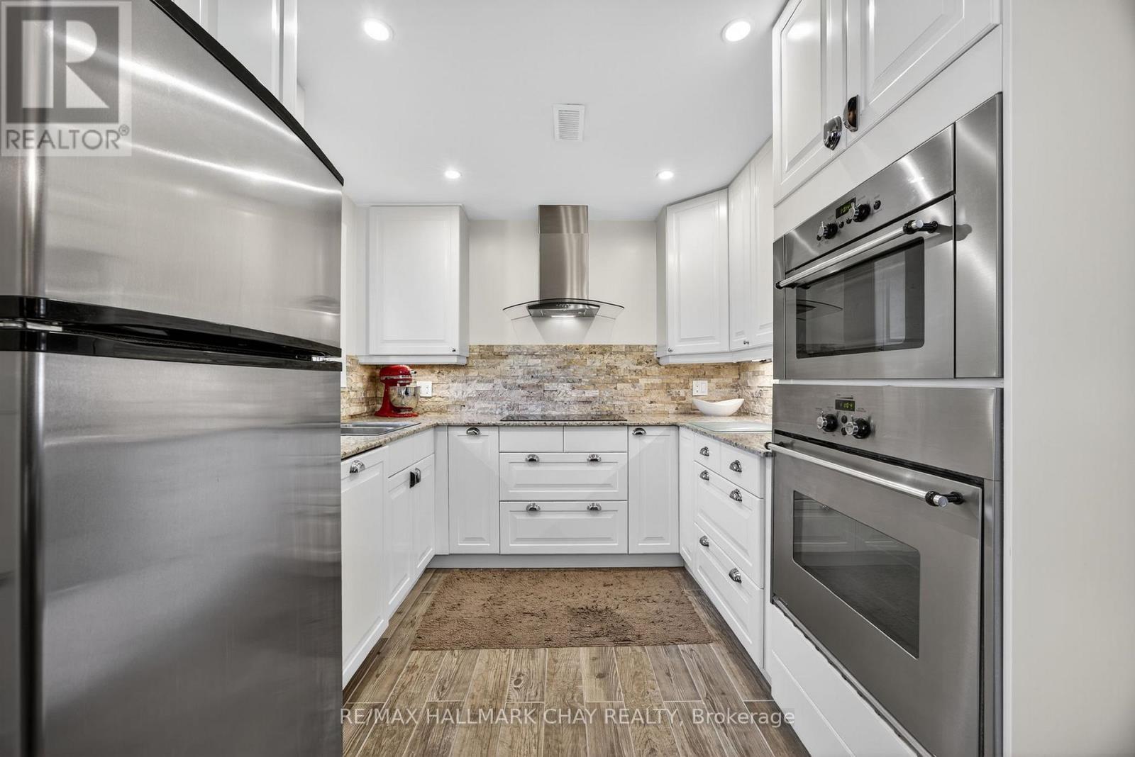 312 - 1102 Horseshoe Valley Road W, Oro-Medonte, Ontario  L4M 4Y8 - Photo 11 - S13033740