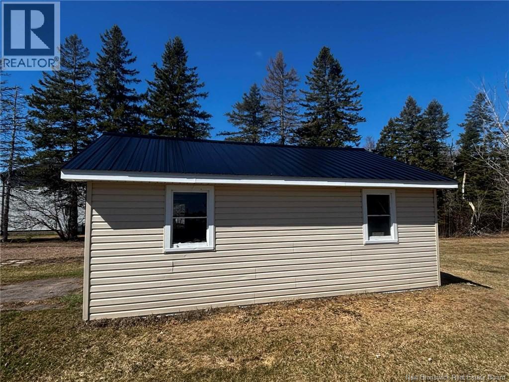 46 Ch Saint Paul, Rogersville, New Brunswick  E4Y 1W2 - Photo 4 - NB137710