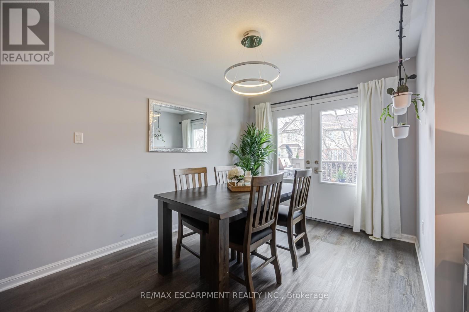 766 Challinor Terrace, Milton, Ontario  L9T 7V5 - Photo 7 - W13033658