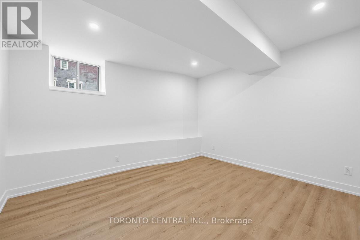 Basement - 171 Parkside Drive, Toronto, Ontario  M6R 2Y9 - Photo 11 - W13033662