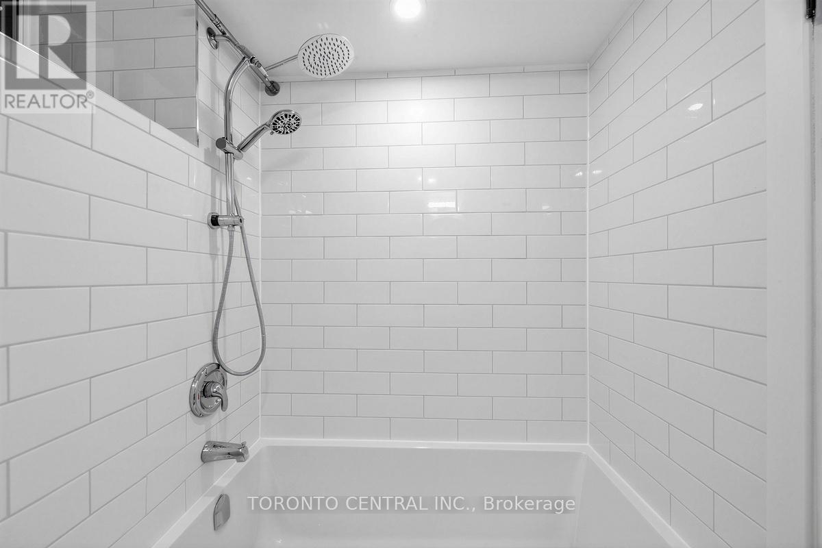 Basement - 171 Parkside Drive, Toronto, Ontario  M6R 2Y9 - Photo 15 - W13033662