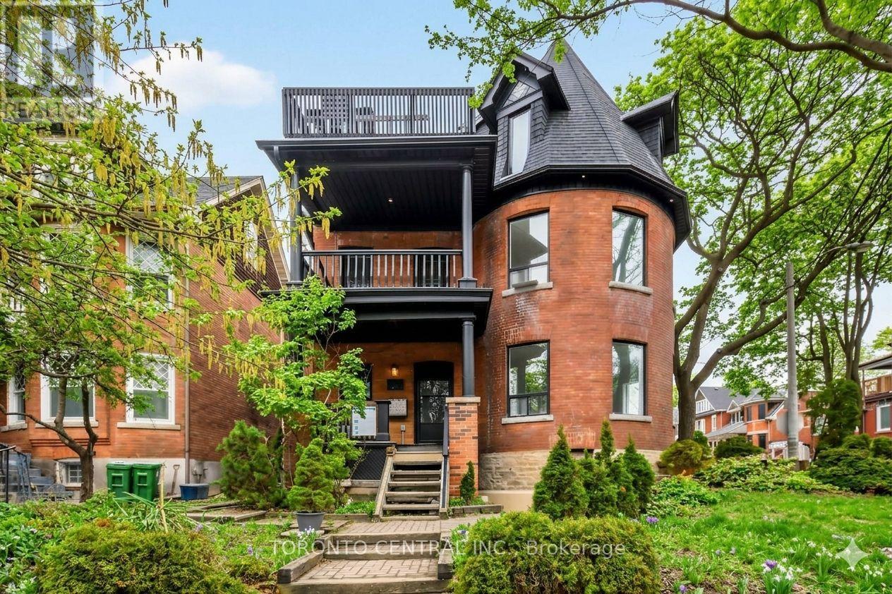 Basement - 171 Parkside Drive, Toronto, Ontario  M6R 2Y9 - Photo 2 - W13033662