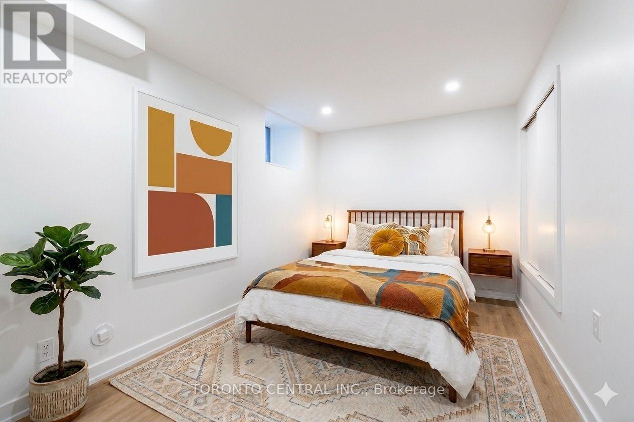 Basement - 171 Parkside Drive, Toronto, Ontario  M6R 2Y9 - Photo 4 - W13033662