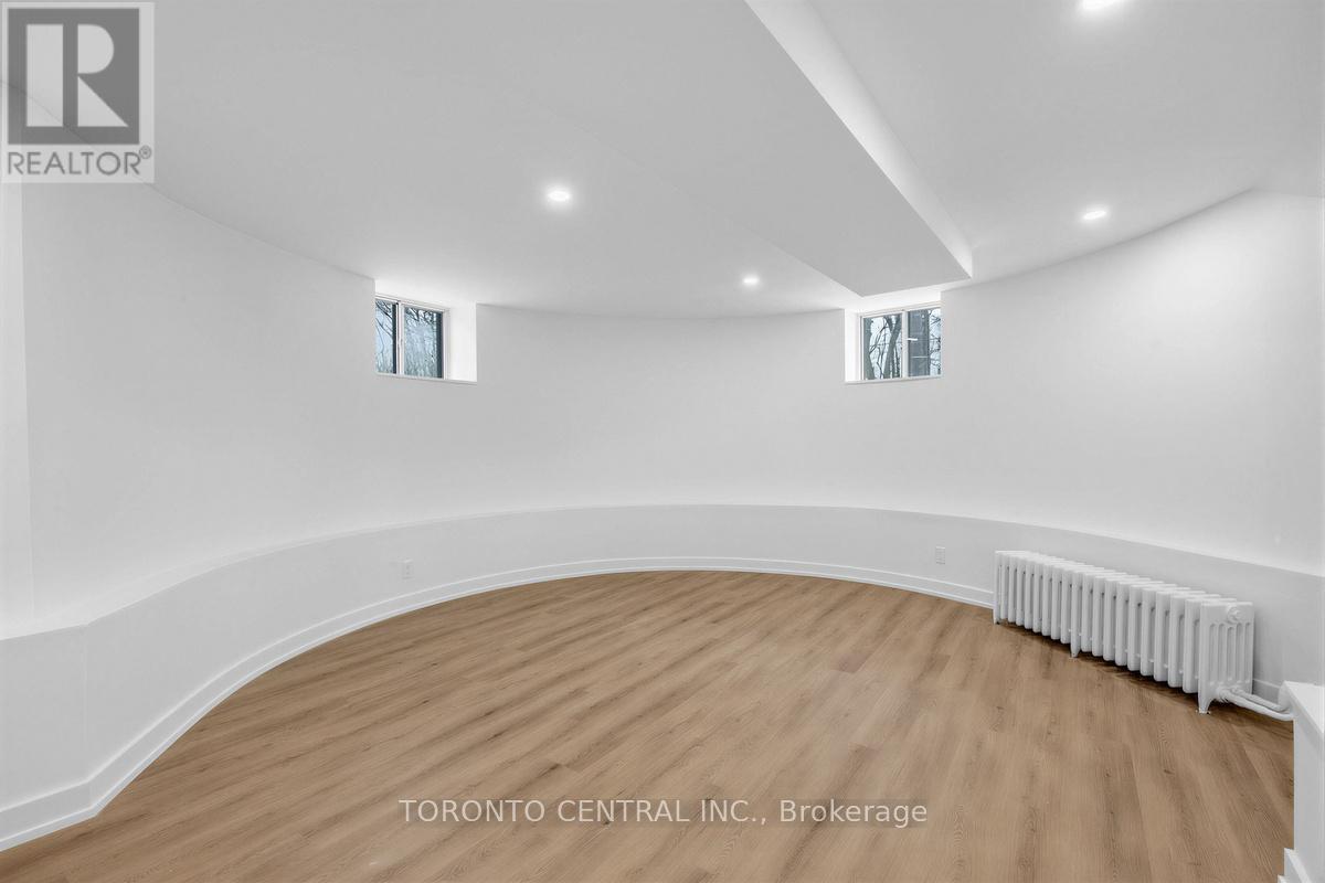 Basement - 171 Parkside Drive, Toronto, Ontario  M6R 2Y9 - Photo 9 - W13033662