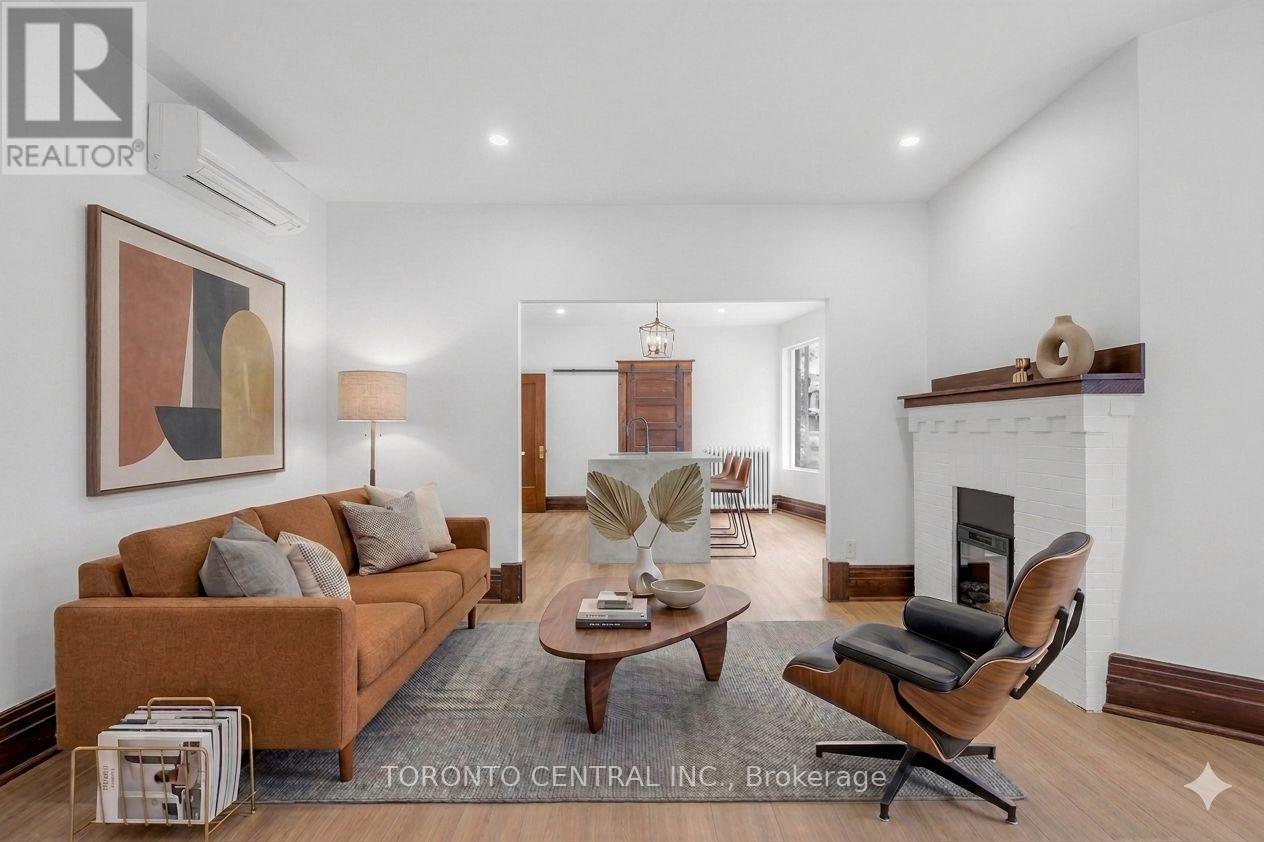 MAIN - 171 PARKSIDE DRIVE, Toronto, Ontario