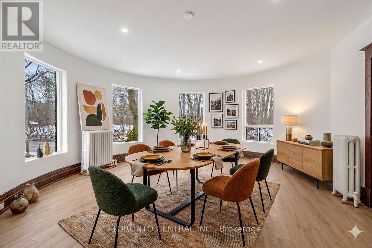 Main - 171 Parkside Drive, Toronto, Ontario  M6R 2Y9 - Photo 3 - W13033666