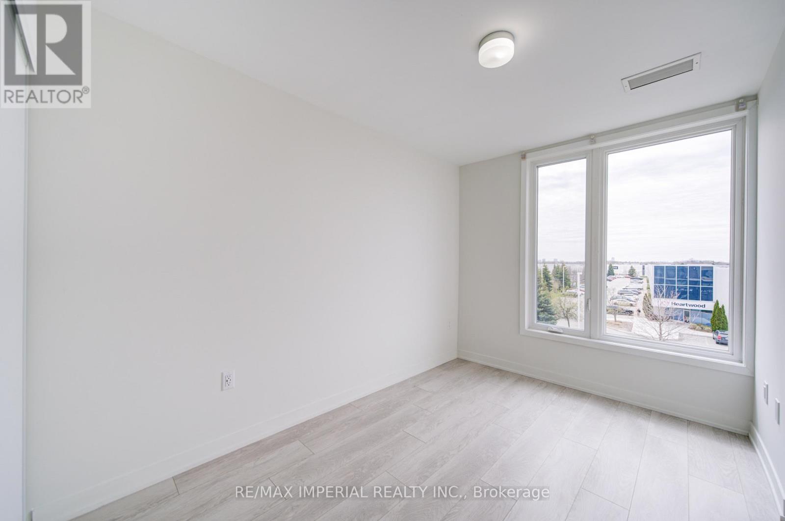 420 - 3401 Ridgeway Drive, Mississauga, Ontario  L5L 0B9 - Photo 12 - W13033684