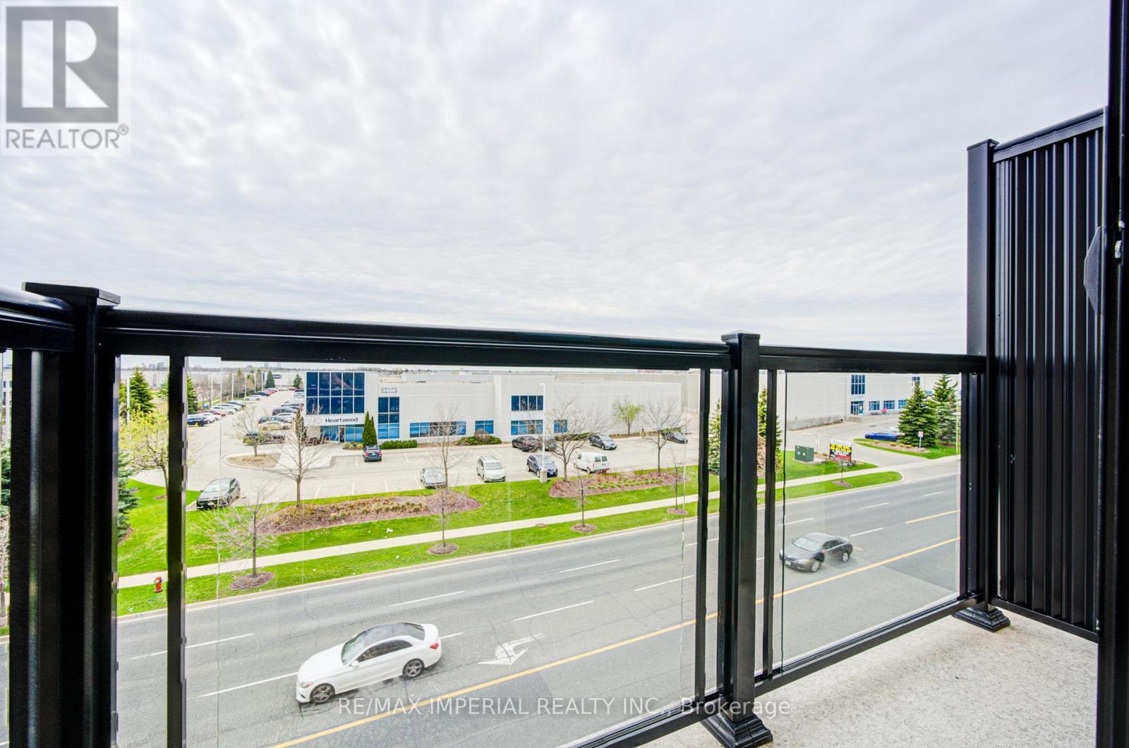 420 - 3401 Ridgeway Drive, Mississauga, Ontario  L5L 0B9 - Photo 23 - W13033684