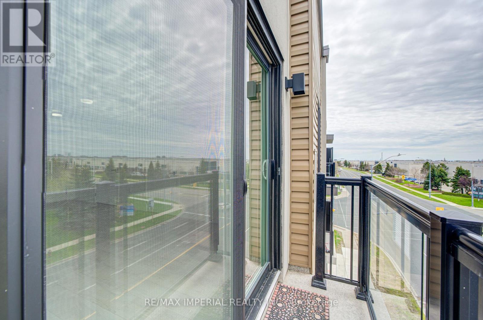 420 - 3401 Ridgeway Drive, Mississauga, Ontario  L5L 0B9 - Photo 24 - W13033684