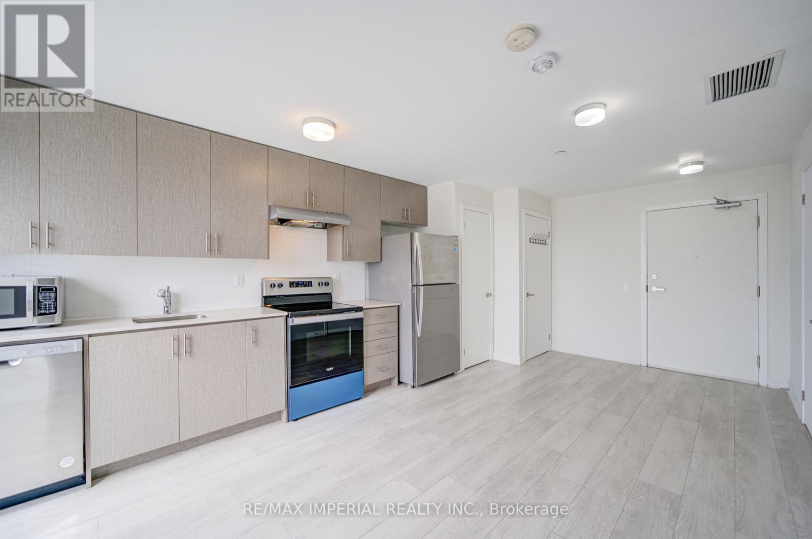 420 - 3401 Ridgeway Drive, Mississauga, Ontario  L5L 0B9 - Photo 8 - W13033684