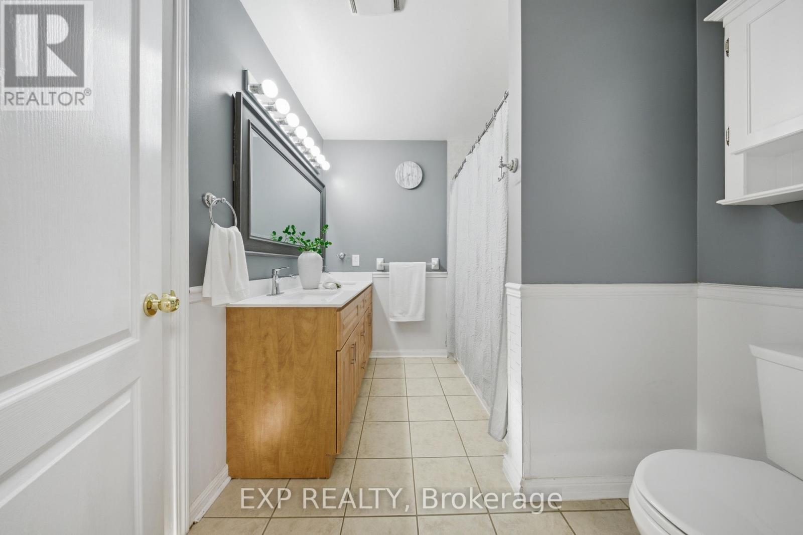 1386 Quest Circle, Mississauga, Ontario  L5N 8B5 - Photo 22 - W13033716