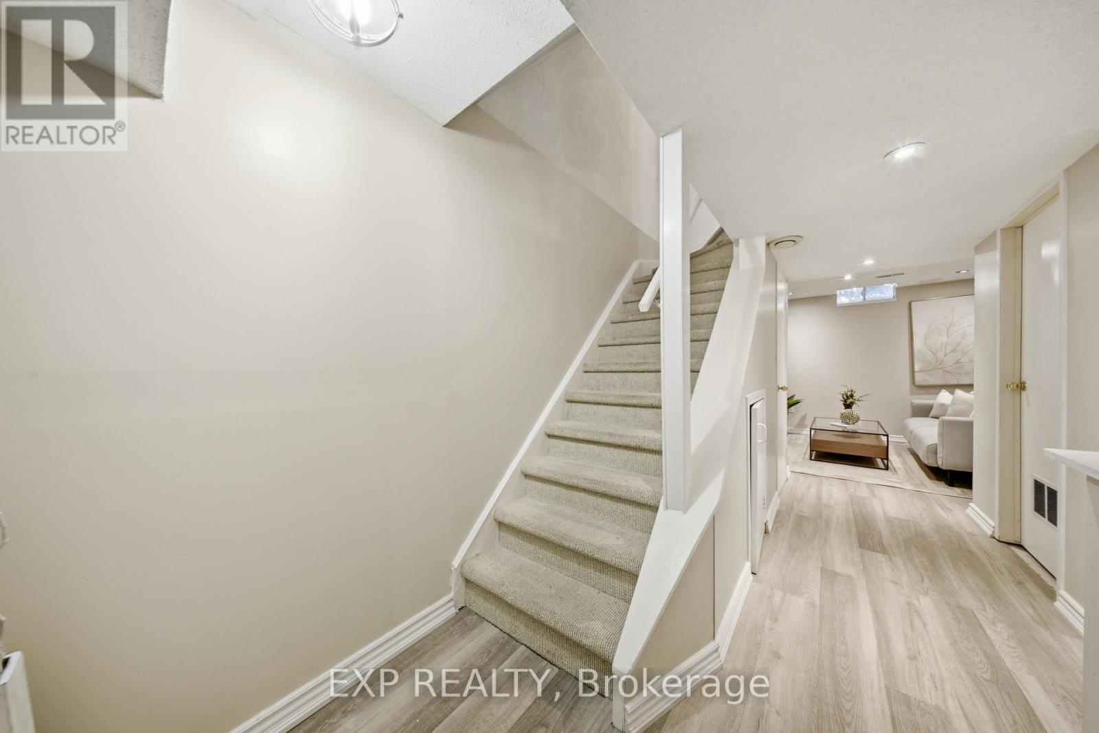 1386 Quest Circle, Mississauga, Ontario  L5N 8B5 - Photo 30 - W13033716