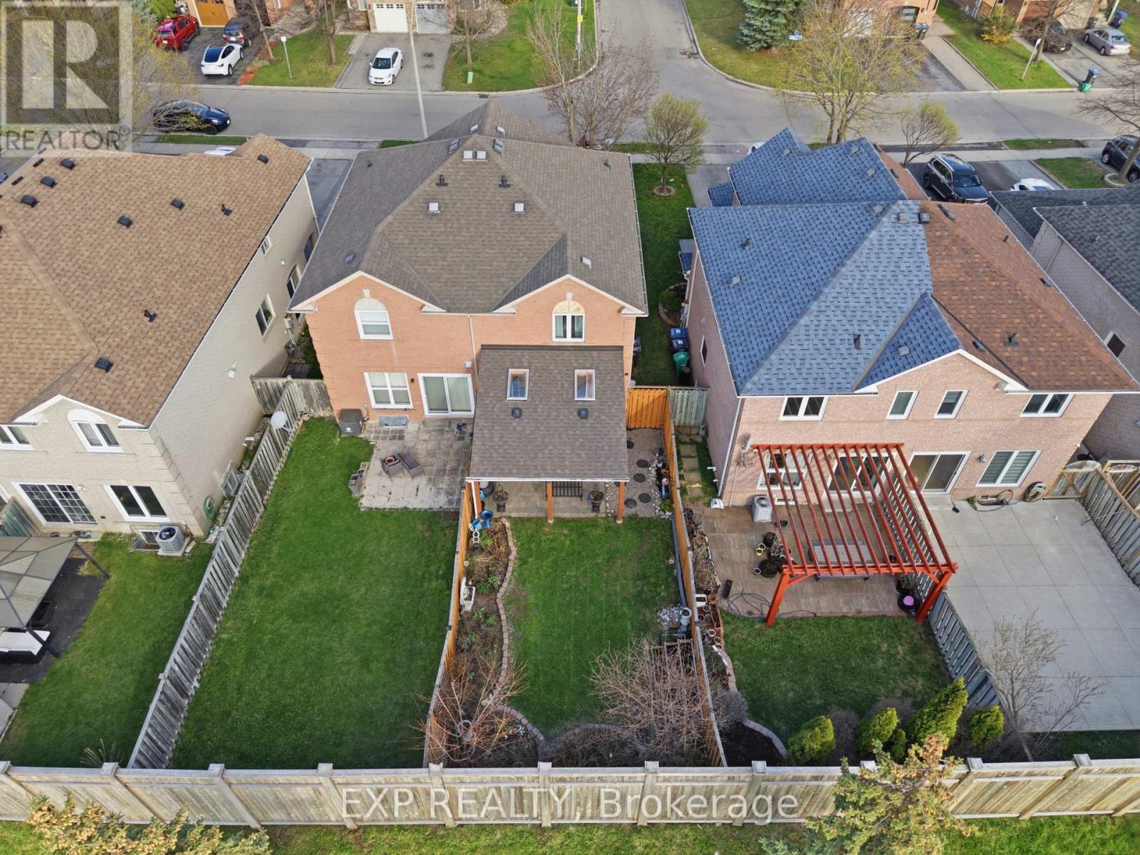 1386 Quest Circle, Mississauga, Ontario  L5N 8B5 - Photo 39 - W13033716