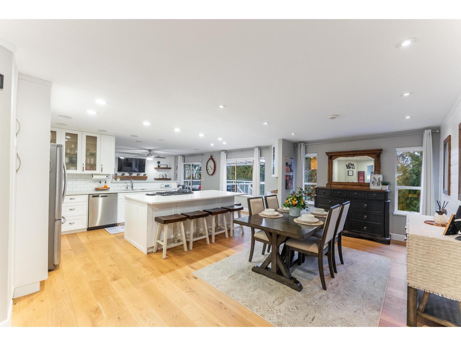 5912 190A STREET, Surrey, British Columbia