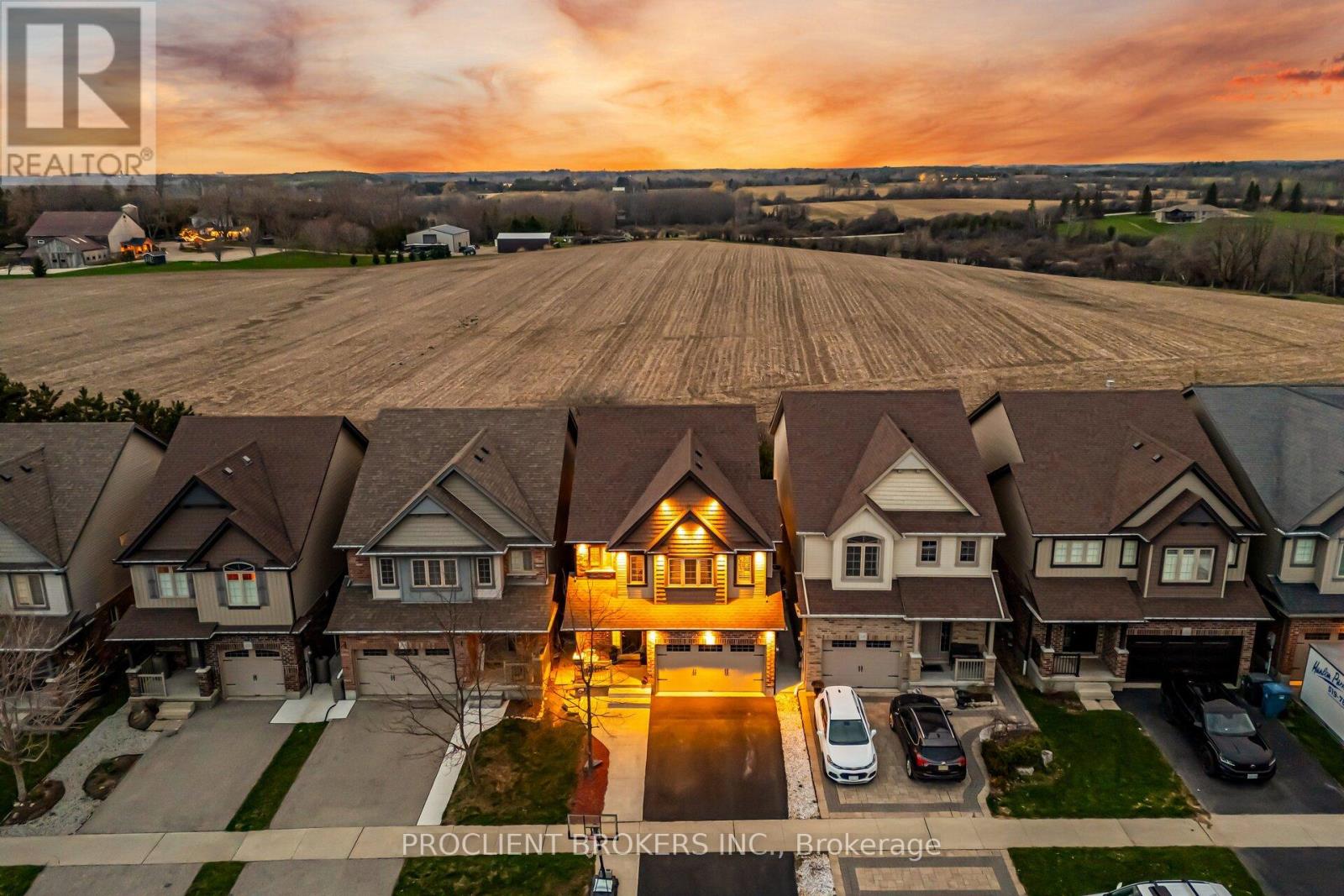 147 COULING CRESCENT, Guelph, Ontario