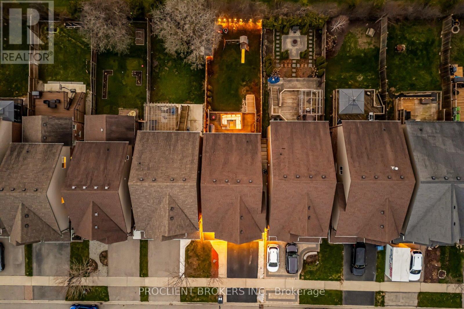 147 Couling Crescent, Guelph, Ontario  N1H 6J1 - Photo 2 - X13033638